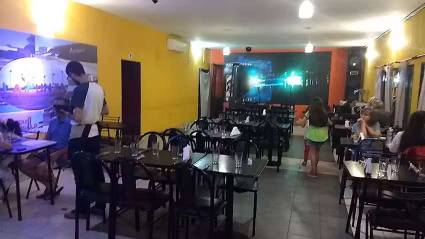 A Boxes Resto Bar Parrilla