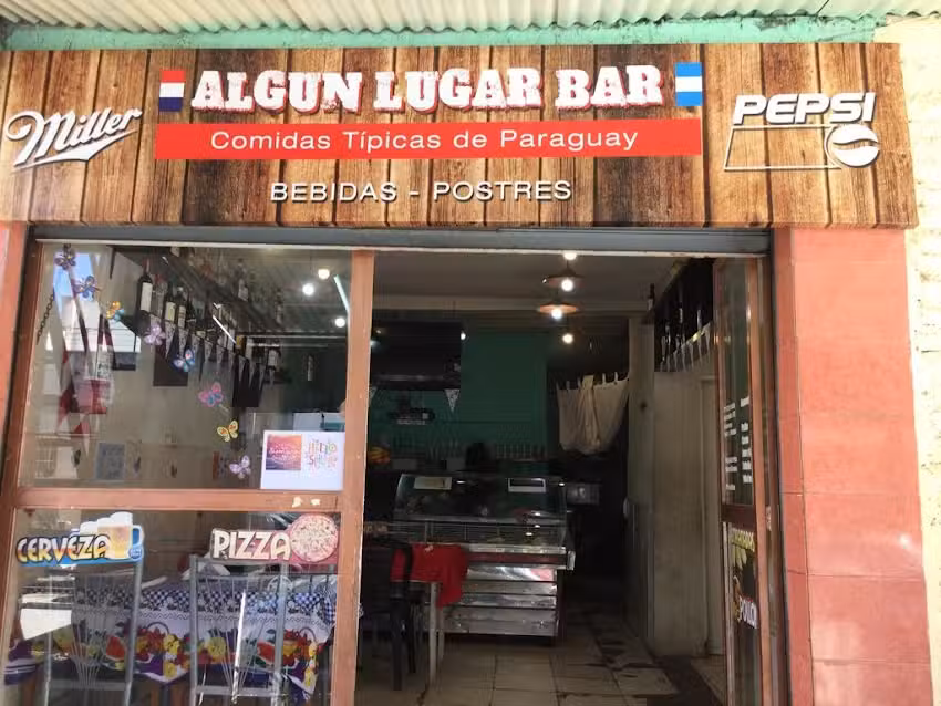 Algun lugar bar