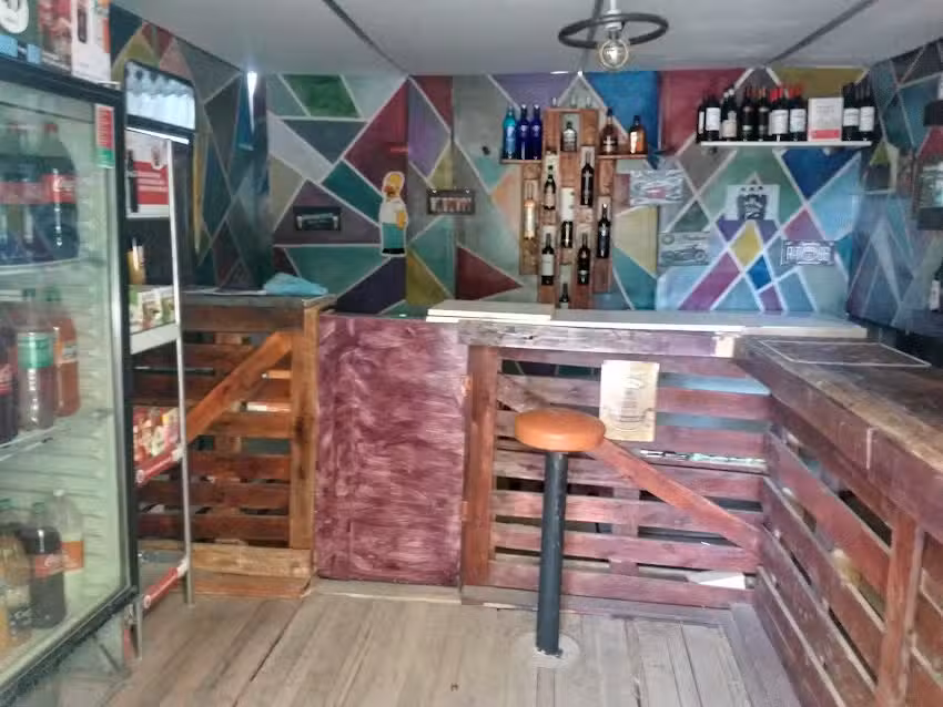 Almac&eacute;n de bebidas El Gallego