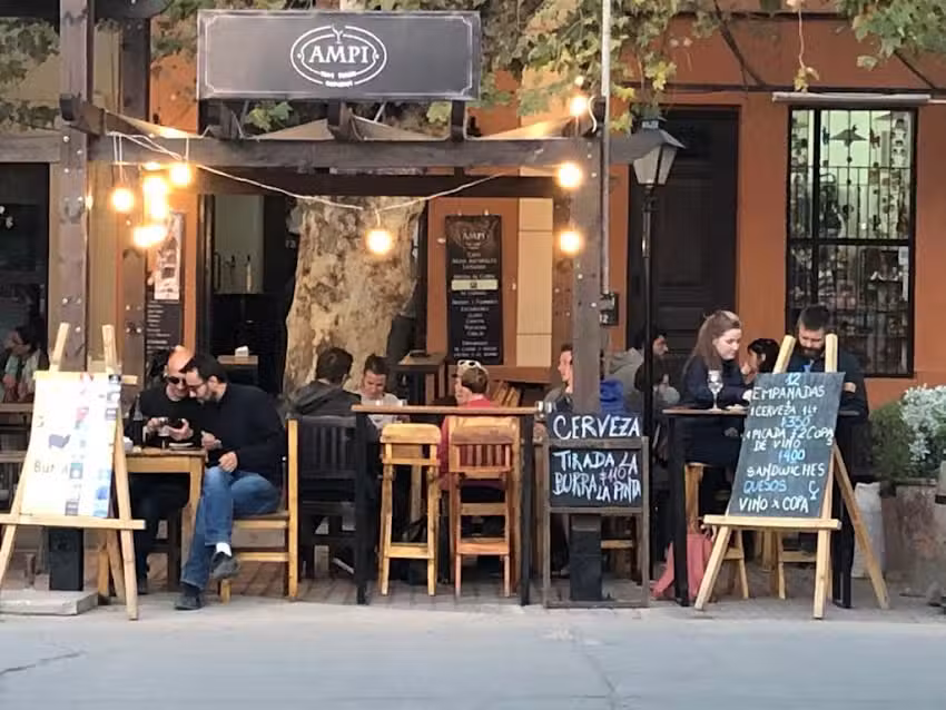 Ampi (Vinos de Altura, Picadas, Club de la Mila&hellip;)