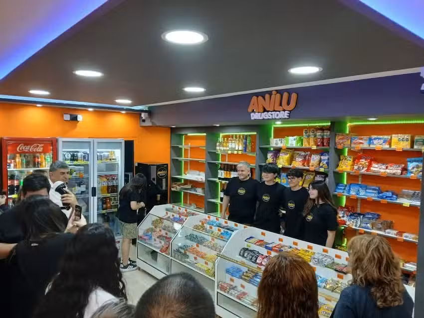 ANILU Drugstore
