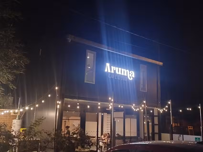 Aruma Cafe Bar