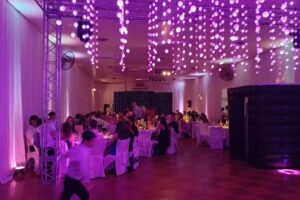 Autoservicio &ndash; Casa La Barba &ndash; 100 a&ntilde;os