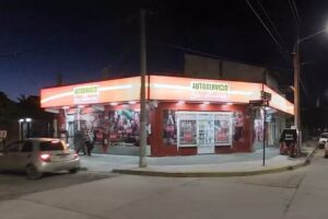 Autoservicio San Cayetano Sur