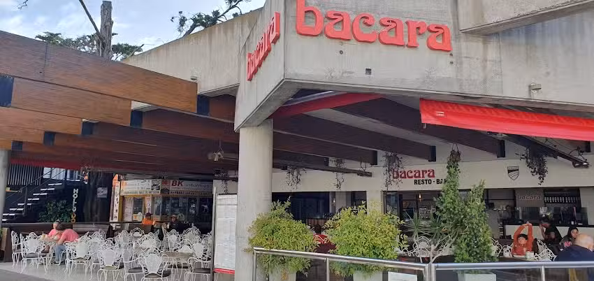 Bacara Rest&oacute; &ndash; Bar