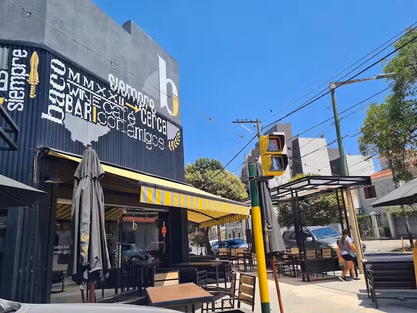 Baco Resto Caf&eacute;