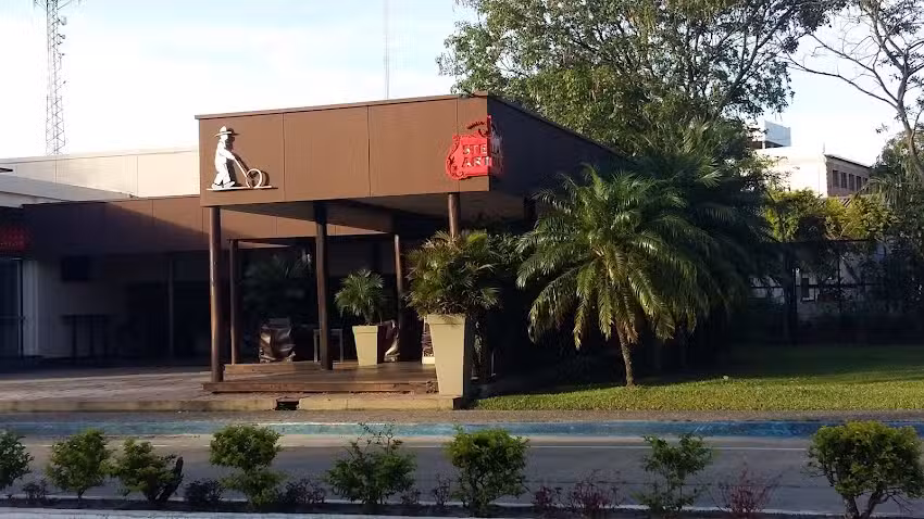 Baldomero Resto & Bar