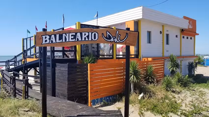 Balneario DALI &ndash; Parador de playa