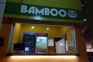 Bamboo Patio de comidas