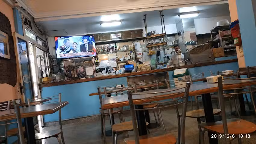 BAR AMERICANO JUN&Iacute;N