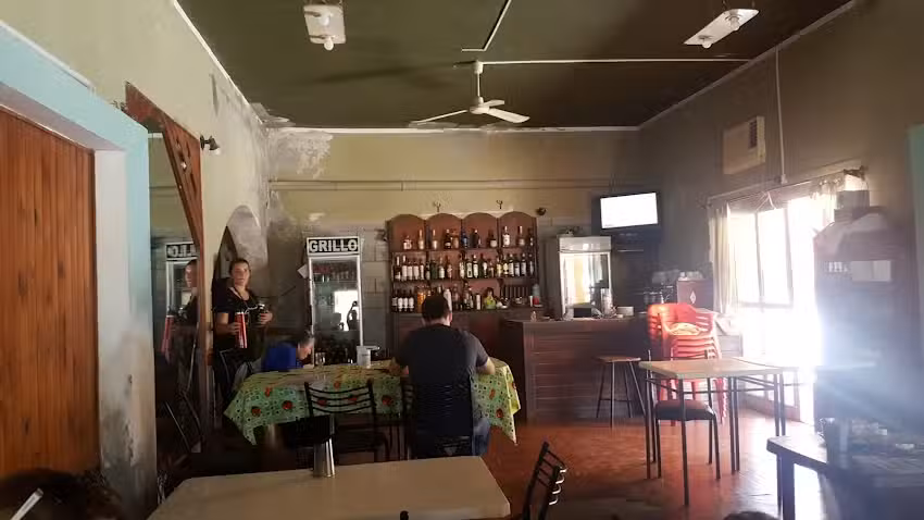 BAR COMEDOR LA ESQUINA