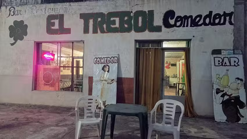 Bar el tr&eacute;bol