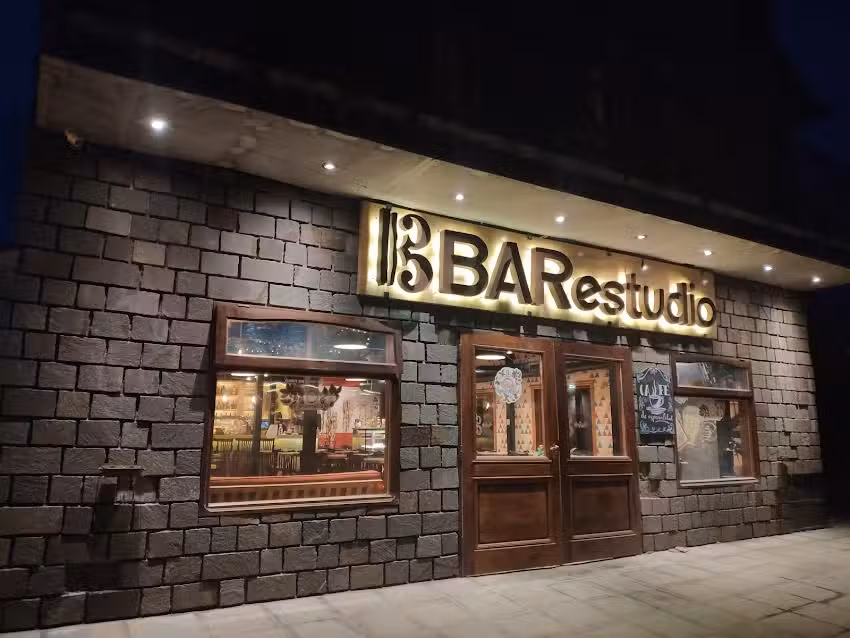 Bar Estudio