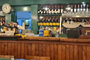 Bar Jos&eacute; Ingenieros