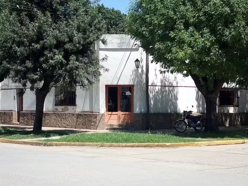 BAR-KIOSCO ESQUINA DE LA PLAZA