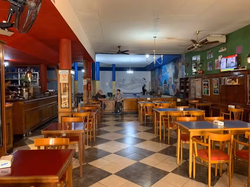 Bar &ldquo;La Academia desde 1930