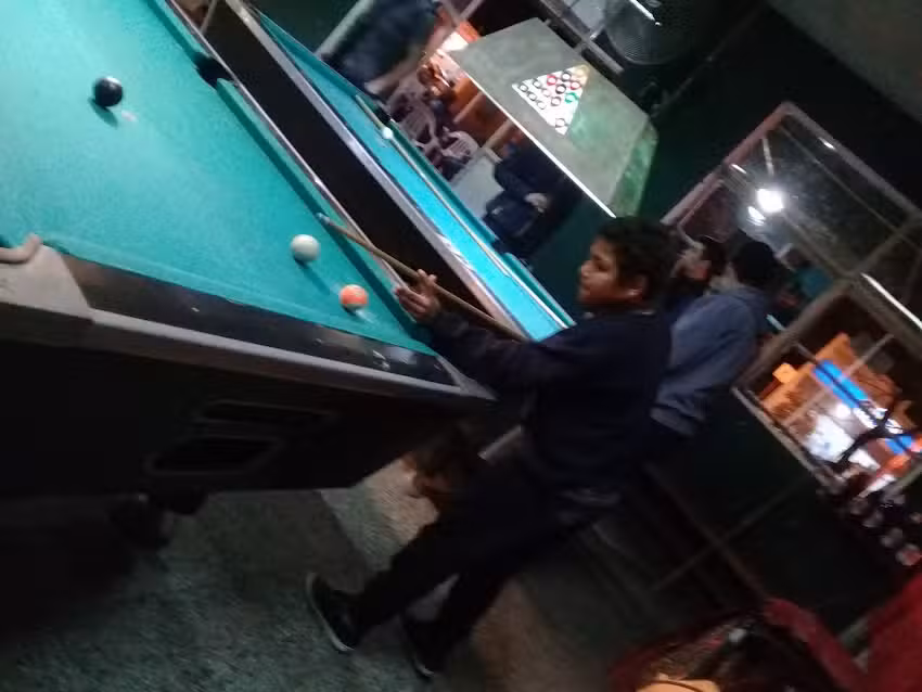 Bar-pool &ldquo;La terminal&rdquo;