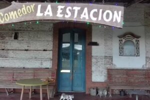 Bar/Restaurant/Comidas a unos metros de Cilos La Porte&ntilde;a