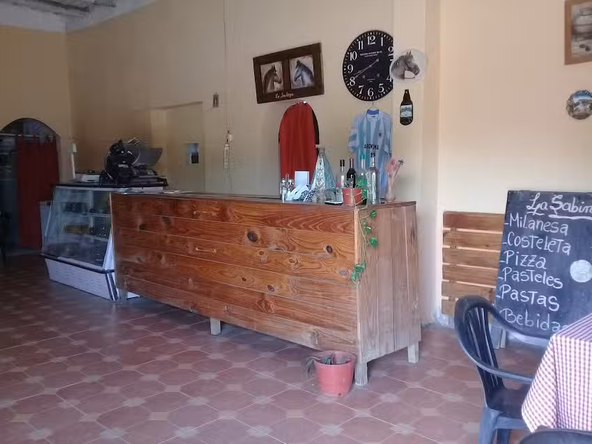 Bar Y Comedor LA SABINA