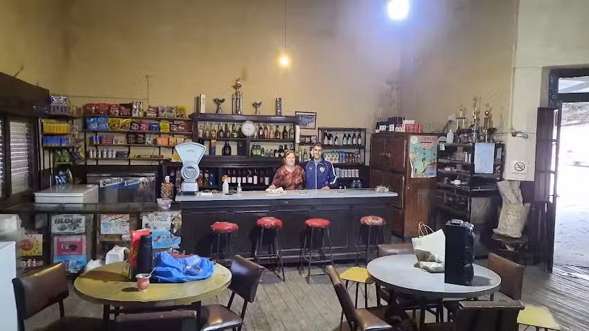 Bar y Despensa 3 Hermanos