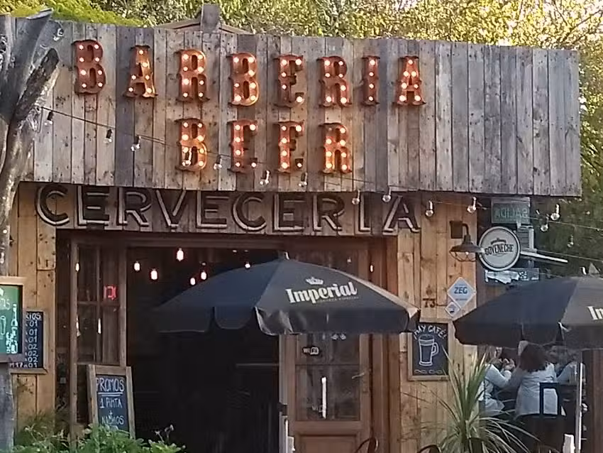 Barber&iacute;a Bar Cervecera