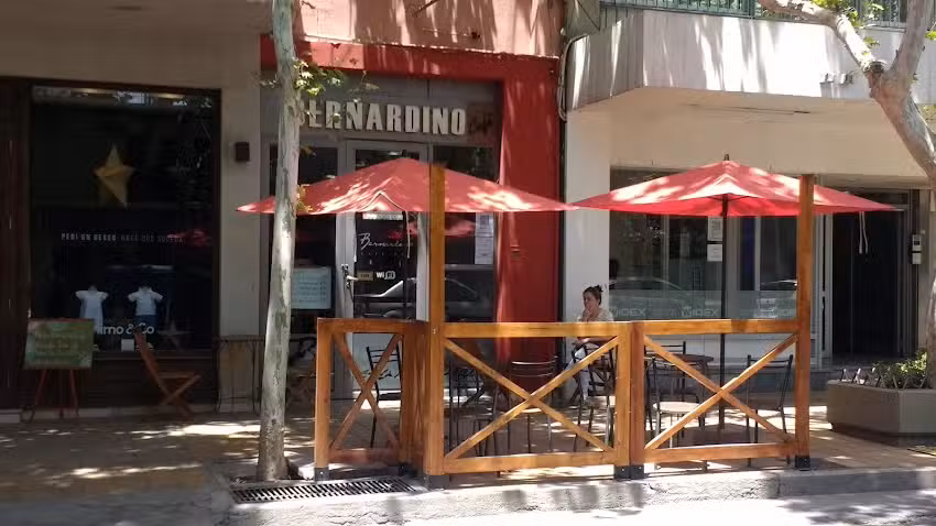 Bernardino Caf&eacute; Resto Bar