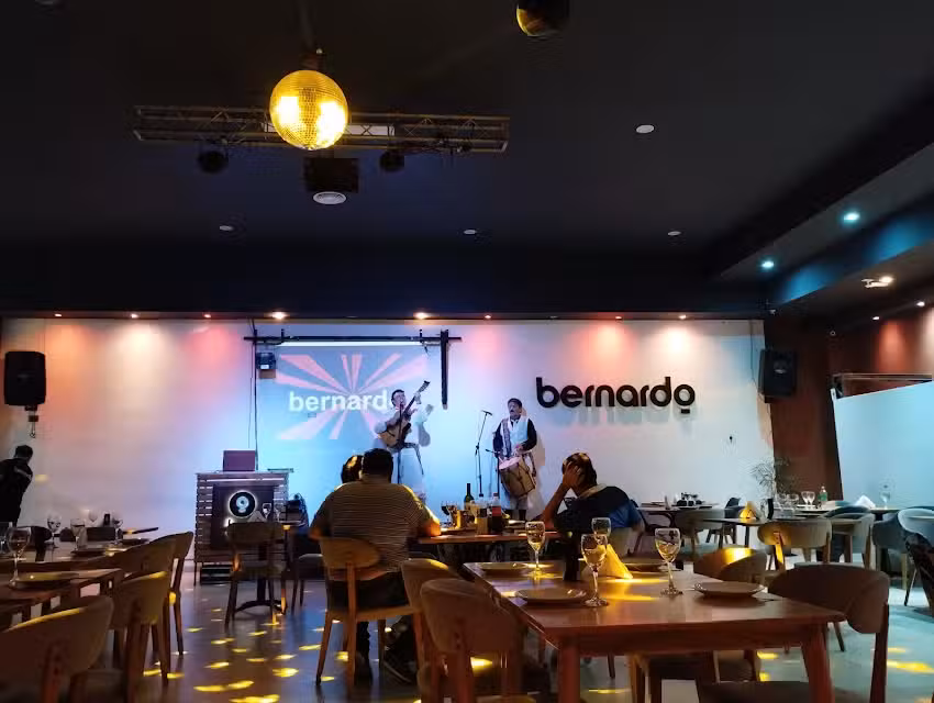 Bernardo Resto Bar