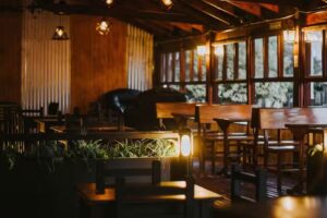 Brava Lounge Bar Cosqu&iacute;n