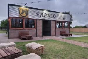 Bronco Resto Bar