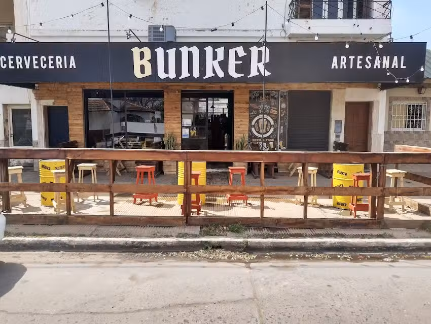 BUNKER Cervecer&iacute;a Artesanal