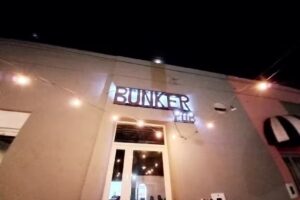 Bunker pub