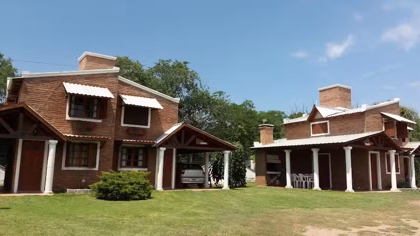 Caba&ntilde;as La Barraca