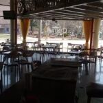 Caf&eacute; & Bar Central