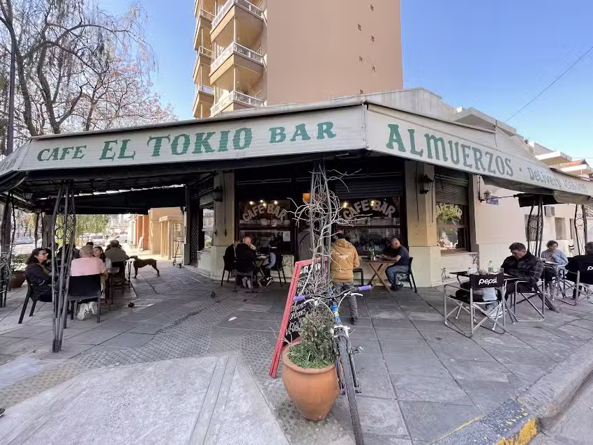 Caf&eacute; El Tokio