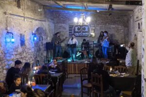 Cal y Canto espacio multicultural