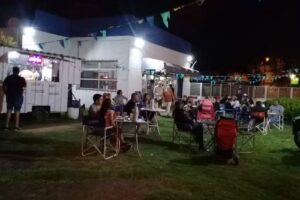 carro-bar kiosco la t&iacute;a