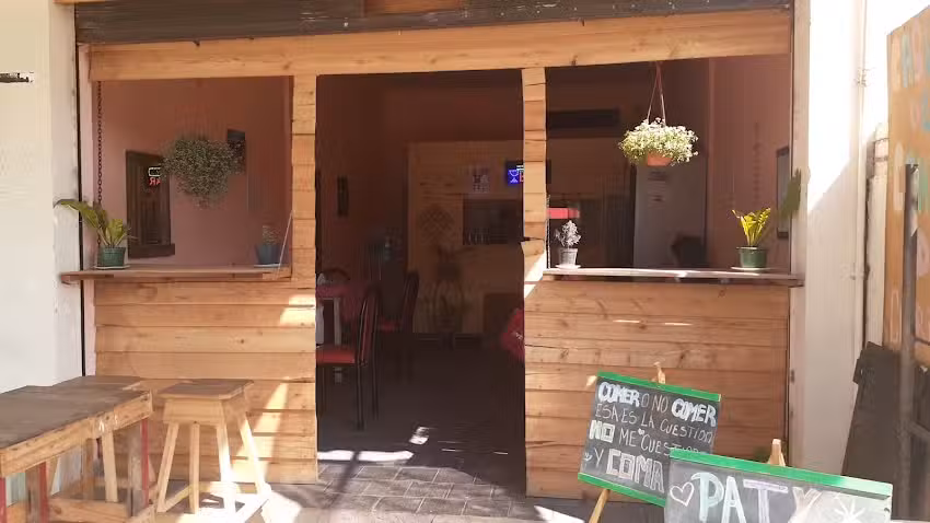 CASA DE COMIDA LAS CHICAS