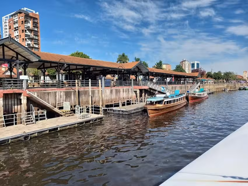 Catamaranes Tigre