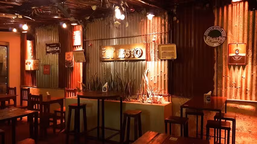 Cervecer&iacute;a El Puesto