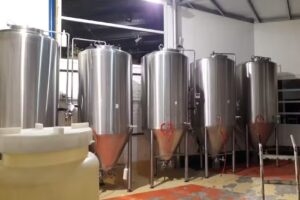 Cervecer&iacute;a G&uuml;lmen