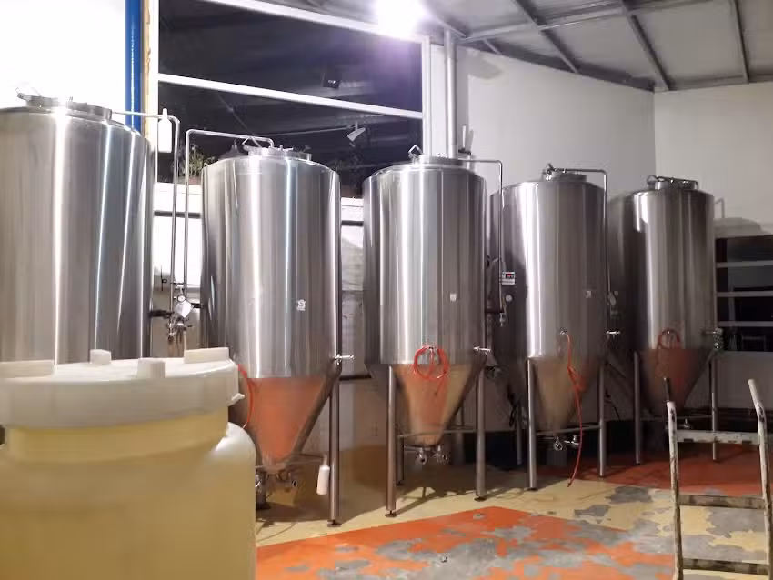 Cervecer&iacute;a G&uuml;lmen