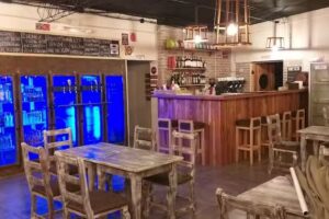 Cervecer&iacute;a quintas resto bar