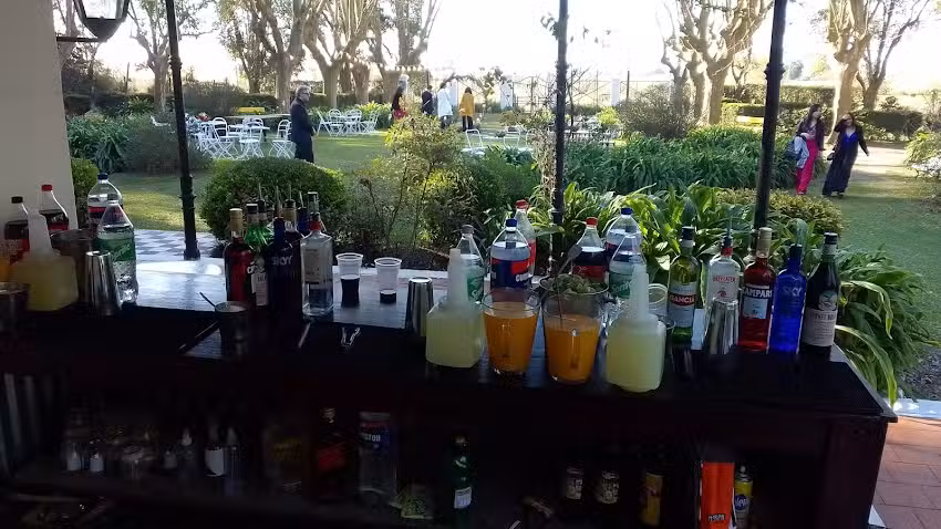 CERVEZAS ARTESANALES Y BEBIDAS RB