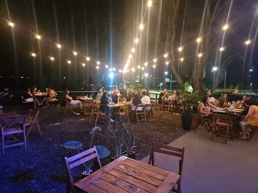 Chavito&rsquo;s Resto Bar