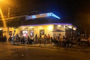 Cheers Bar BEER&bull;FOOD&bull;FUN