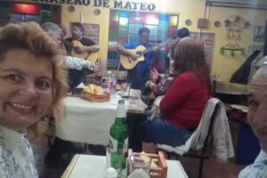 CHIFLADOS BAR CERVECER&Iacute;A ARTESANAL