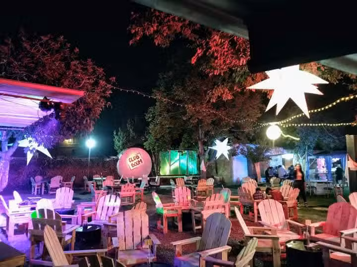 Club Boom Patio Cervecero