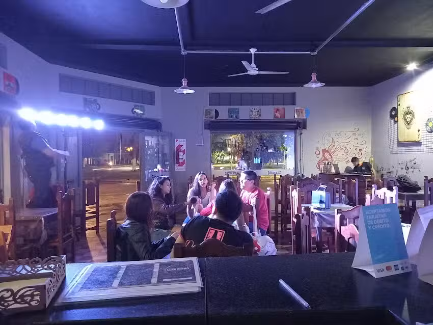 Club Retro