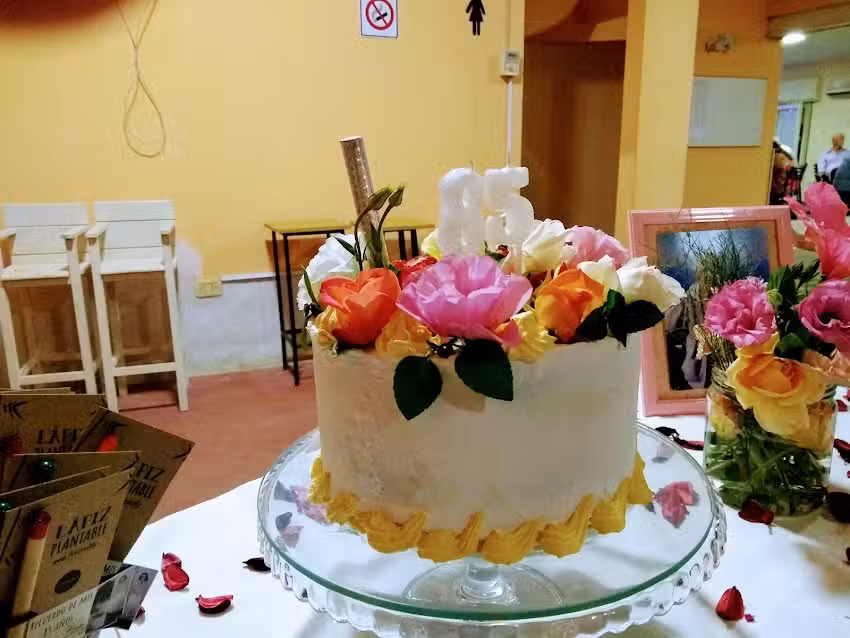 Club Social( Amen&aacute;bar )