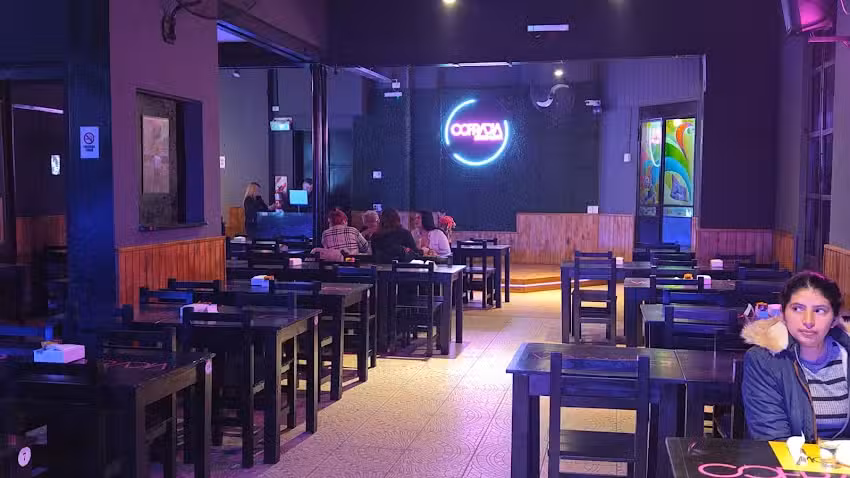 Cofrad&iacute;a disco bar